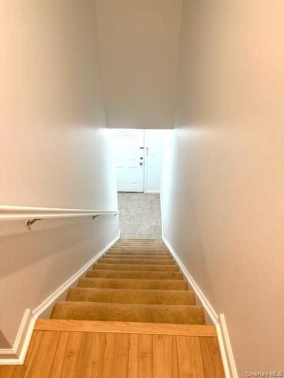 127 Pipetown Hill Road, Nanuet, NY 10954 - Photo 26 of 30