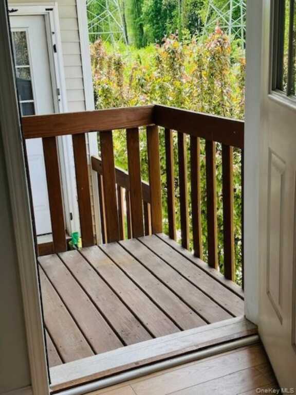 127 Pipetown Hill Road, Nanuet, NY 10954 - Photo 28 of 30