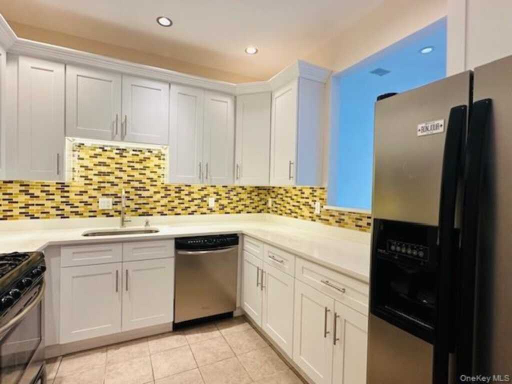 127 Pipetown Hill Road, Nanuet, NY 10954 - Photo 7 of 30