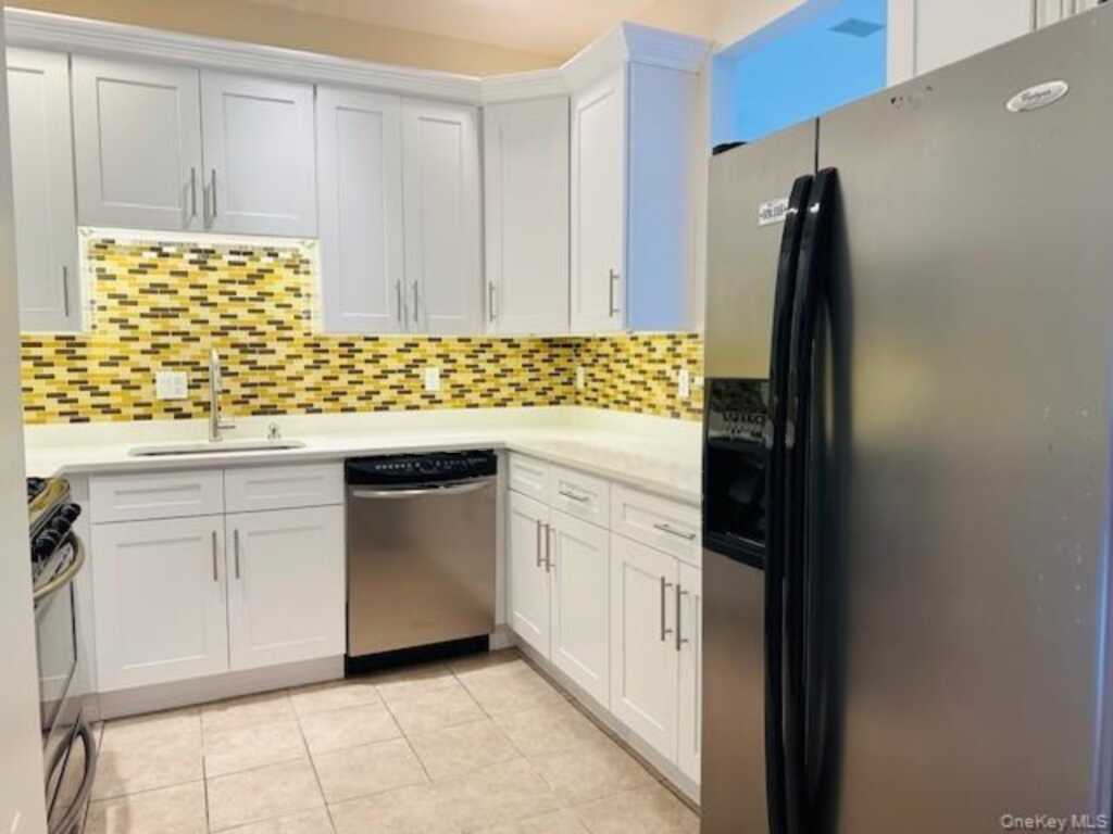 127 Pipetown Hill Road, Nanuet, NY 10954 - Photo 9 of 30