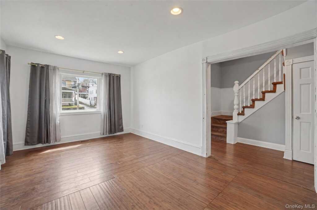 77 Robertson Avenue, White Plains, NY 10606 - Photo 11 of 46