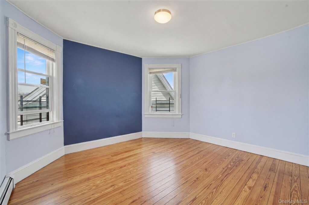 77 Robertson Avenue, White Plains, NY 10606 - Photo 23 of 46
