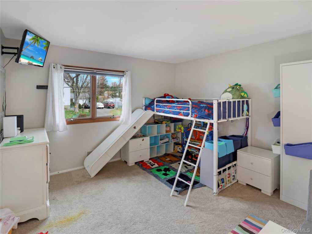 46 Deerfield Drive, New City, NY 10956 - Photo 16 of 39