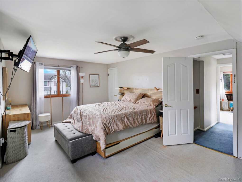 46 Deerfield Drive, New City, NY 10956 - Photo 20 of 39