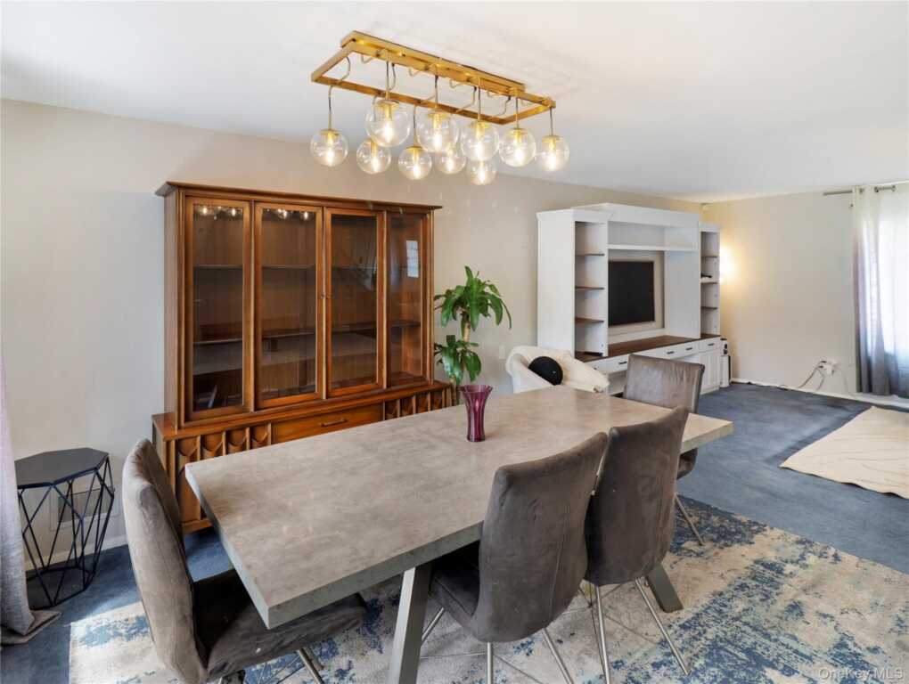 46 Deerfield Drive, New City, NY 10956 - Photo 9 of 39