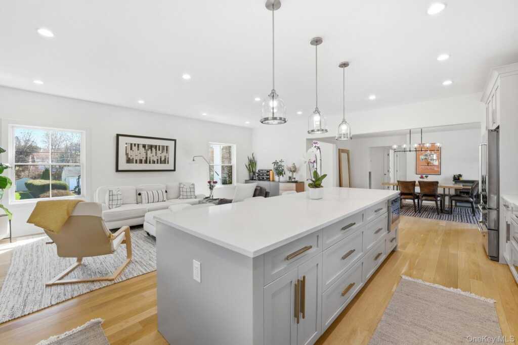 72 Valley Terrace, Rye, NY 10573 - Photo 10 of 32