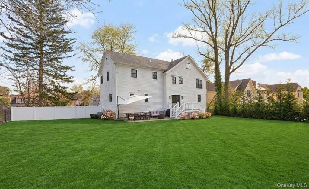 72 Valley Terrace, Rye, NY 10573 - Photo 27 of 32