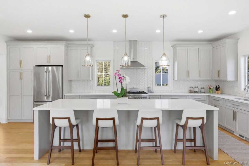 72 Valley Terrace, Rye, NY 10573 - Photo 9 of 32