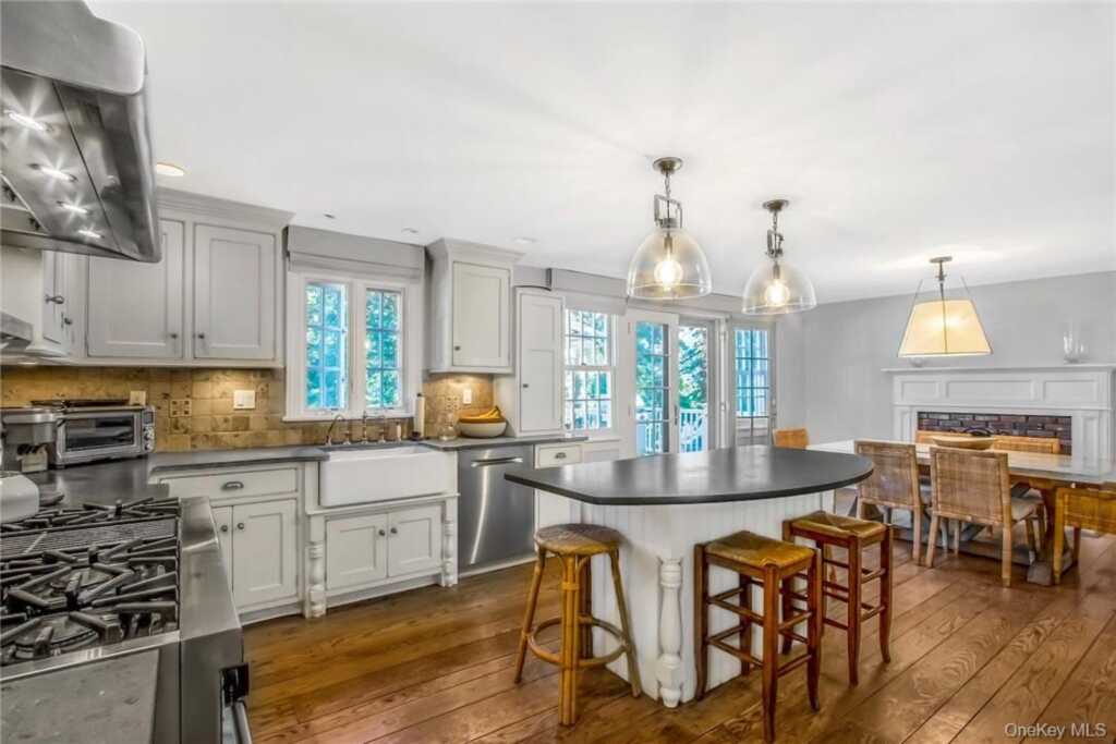 619 N Broadway, Nyack, NY 10960 - Photo 10 of 36