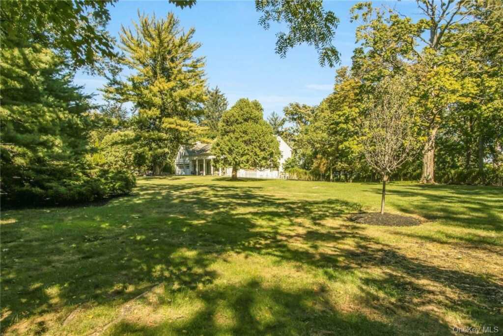 619 N Broadway, Nyack, NY 10960 - Photo 2 of 36