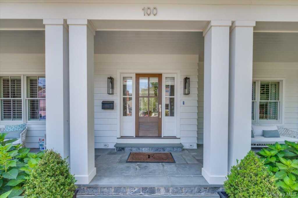 100 Dearborn Avenue, Rye, NY 10580 - Photo 2 of 49