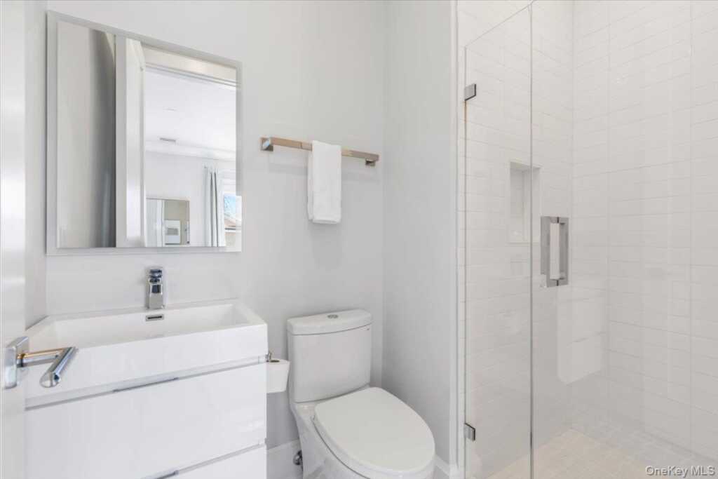 100 Dearborn Avenue, Rye, NY 10580 - Photo 26 of 49