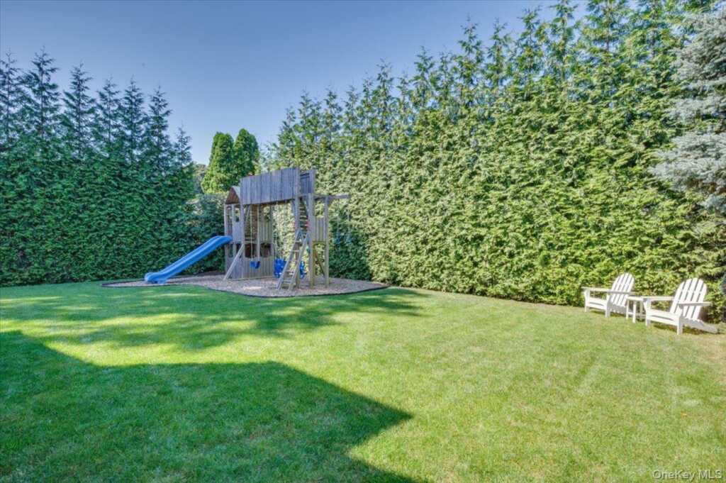 100 Dearborn Avenue, Rye, NY 10580 - Photo 42 of 49