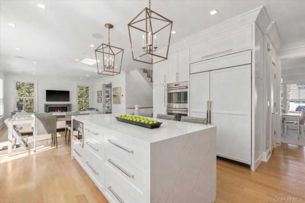 100 Dearborn Avenue, Rye, NY 10580 - Photo 7 of 49