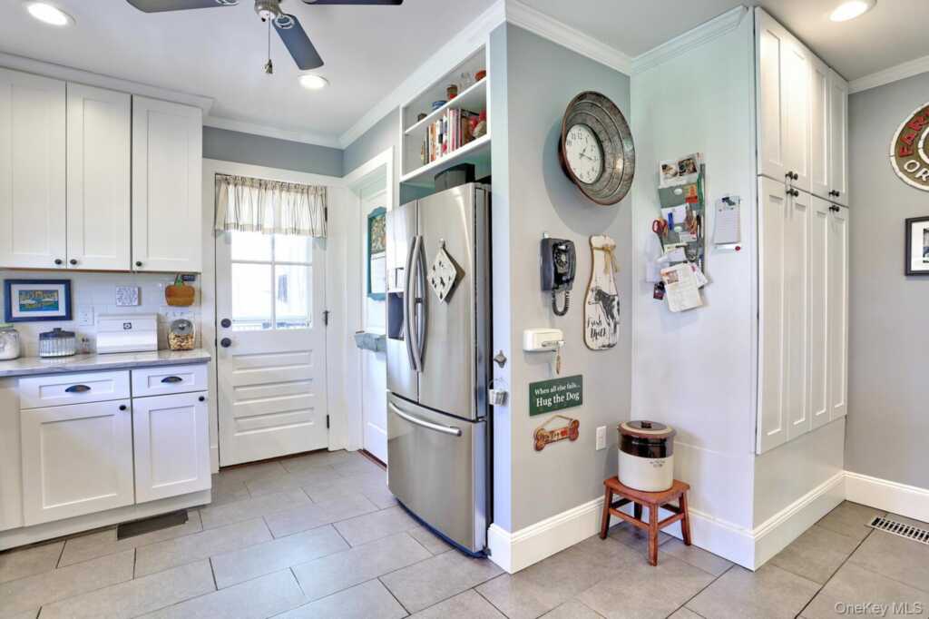 385 Kings Highway, Valley Cottage, NY 10989 - Photo 15 of 50