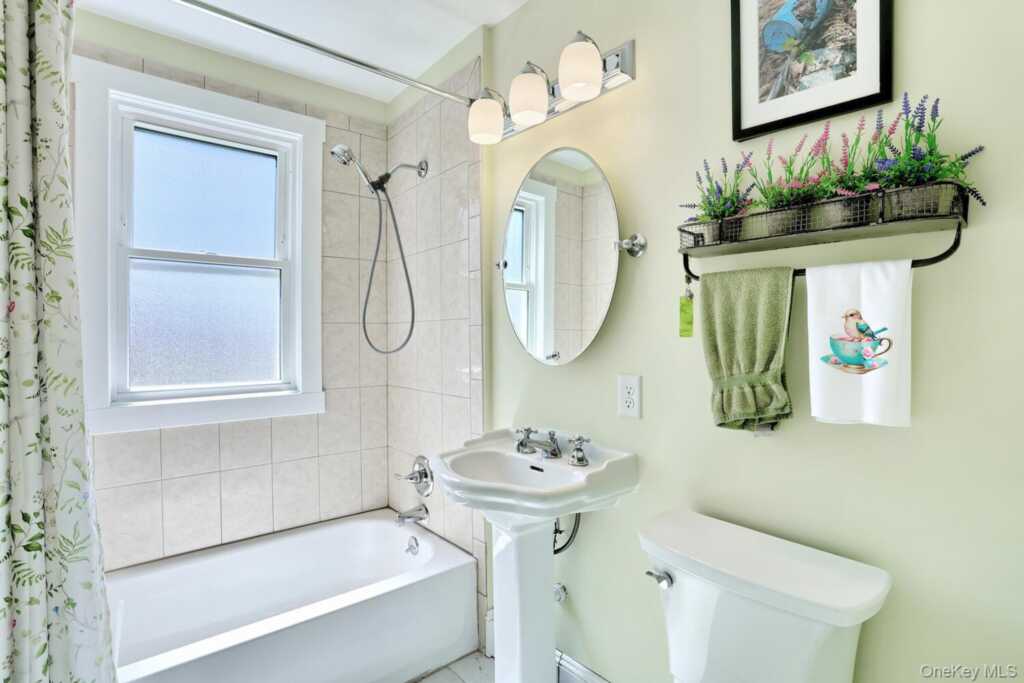 385 Kings Highway, Valley Cottage, NY 10989 - Photo 17 of 50