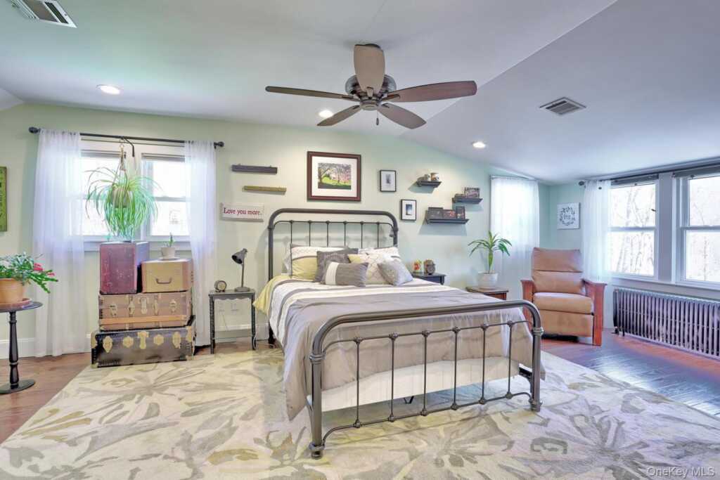 385 Kings Highway, Valley Cottage, NY 10989 - Photo 21 of 50