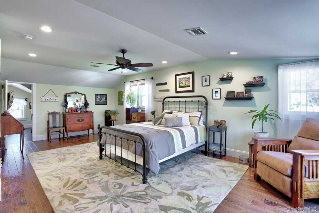 385 Kings Highway, Valley Cottage, NY 10989 - Photo 23 of 50