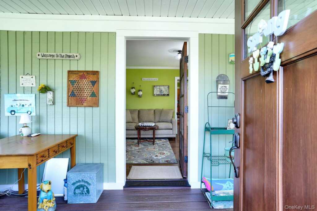 385 Kings Highway, Valley Cottage, NY 10989 - Photo 3 of 50