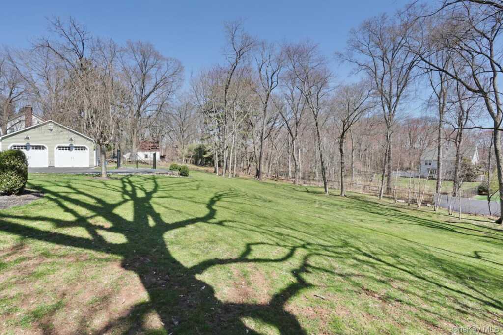 385 Kings Highway, Valley Cottage, NY 10989 - Photo 45 of 50