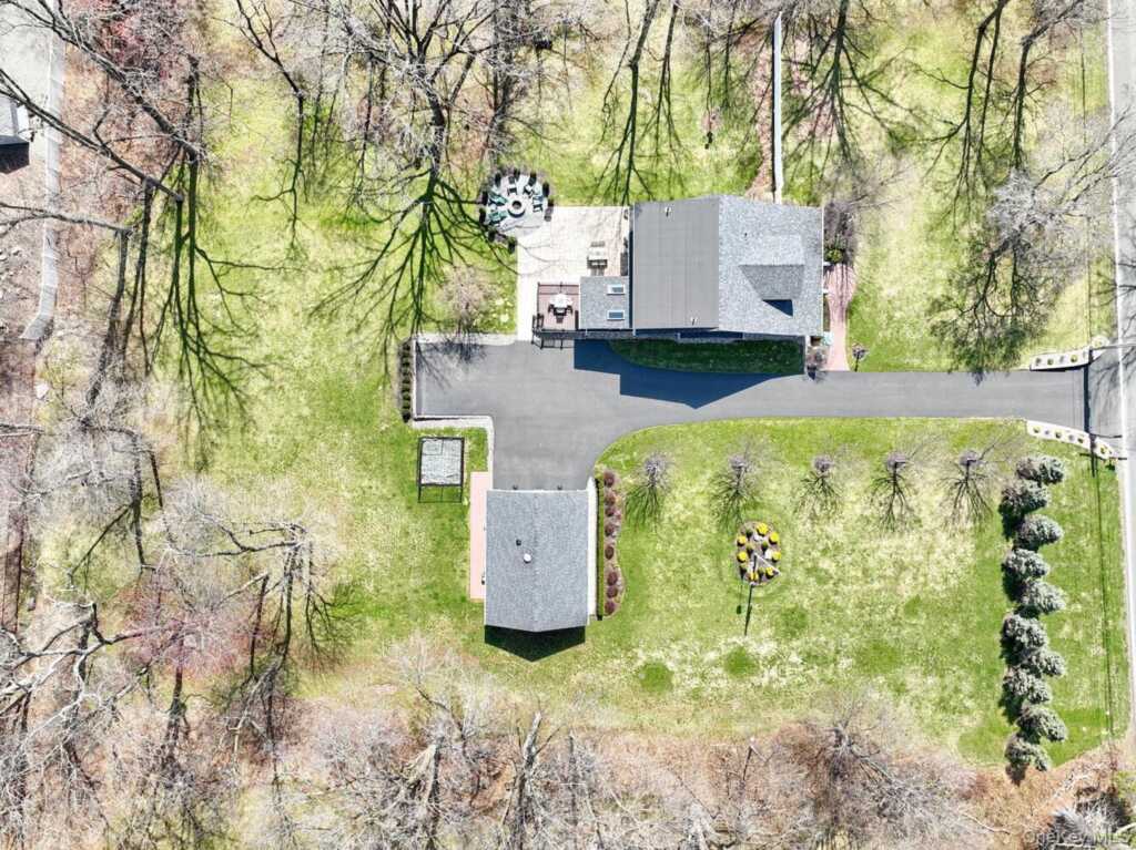 385 Kings Highway, Valley Cottage, NY 10989 - Photo 49 of 50