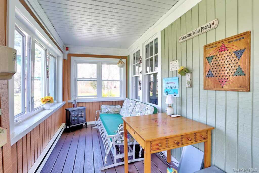 385 Kings Highway, Valley Cottage, NY 10989 - Photo 5 of 50