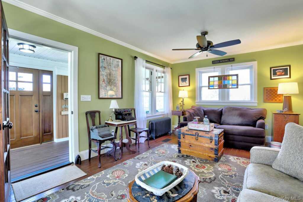 385 Kings Highway, Valley Cottage, NY 10989 - Photo 7 of 50