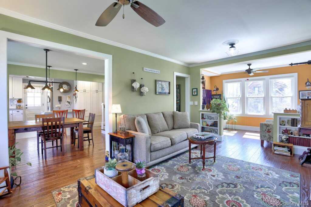 385 Kings Highway, Valley Cottage, NY 10989 - Photo 9 of 50