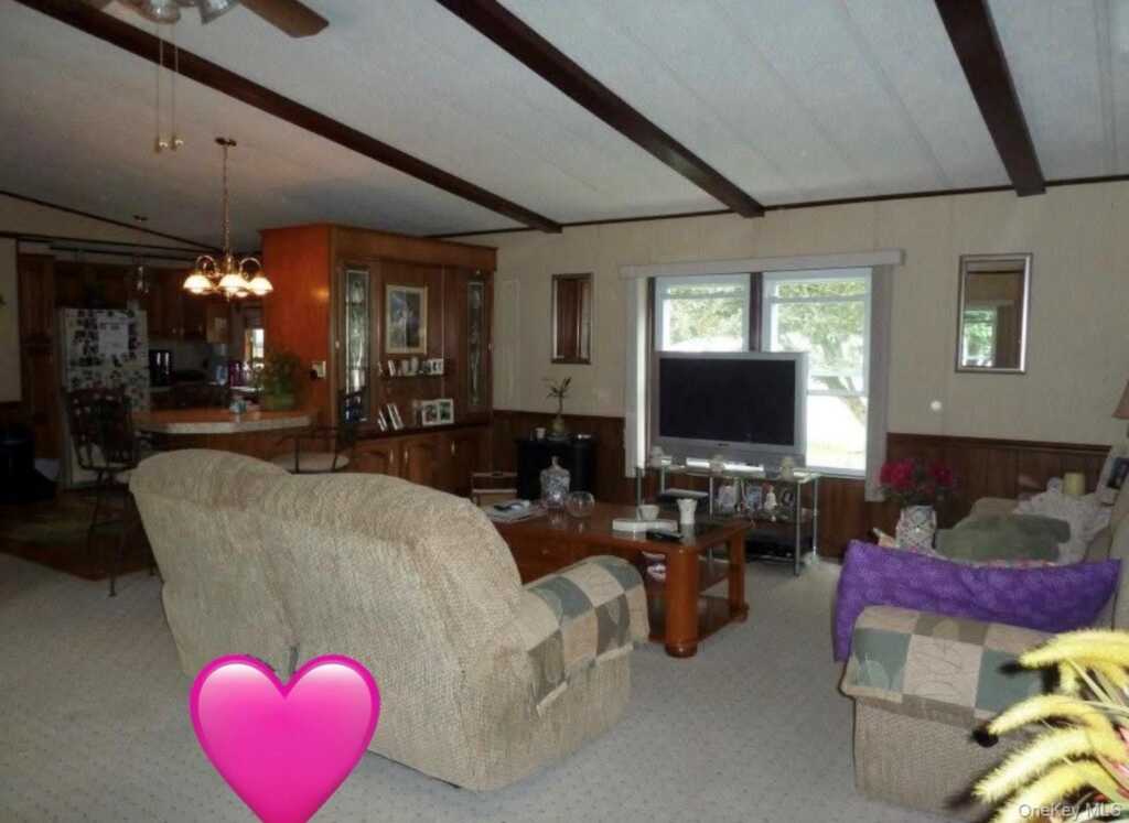 214 West Mountainview MHP, Stony Point, NY 10980 - Photo 12 of 18