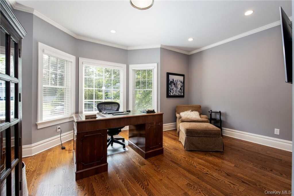 5 Trails End, Rye, NY 10580 - Photo 13 of 37