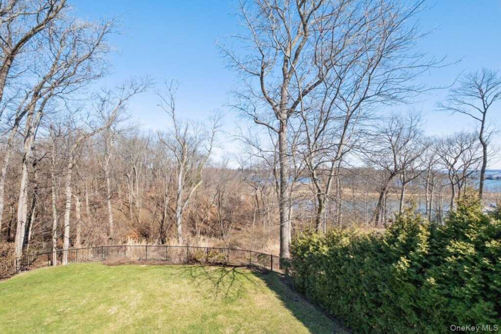 5 Trails End, Rye, NY 10580 - Photo 20 of 37