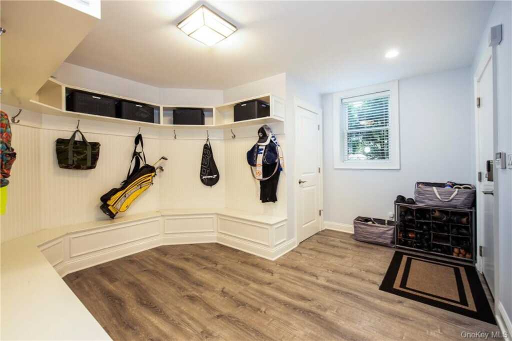 5 Trails End, Rye, NY 10580 - Photo 30 of 37