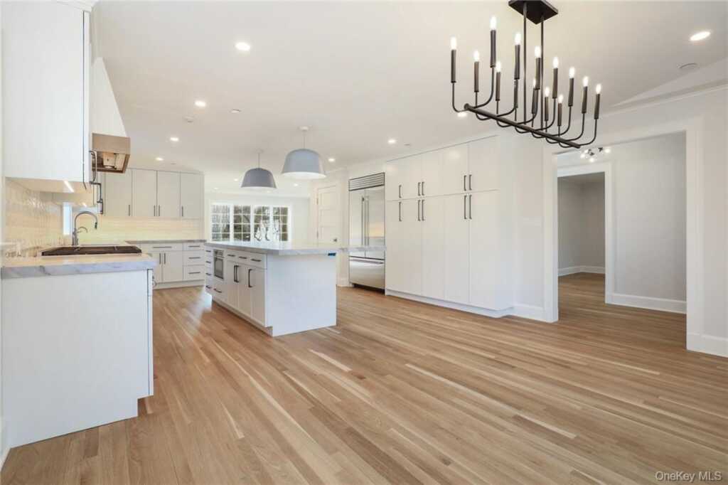 40 Mendota Avenue, Rye, NY 10580 - Photo 6 of 31