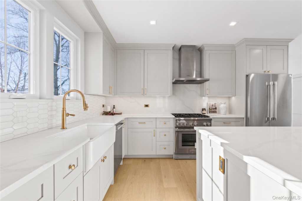 4 W Glen Avenue, Rye, NY 10573 - Photo 10 of 35