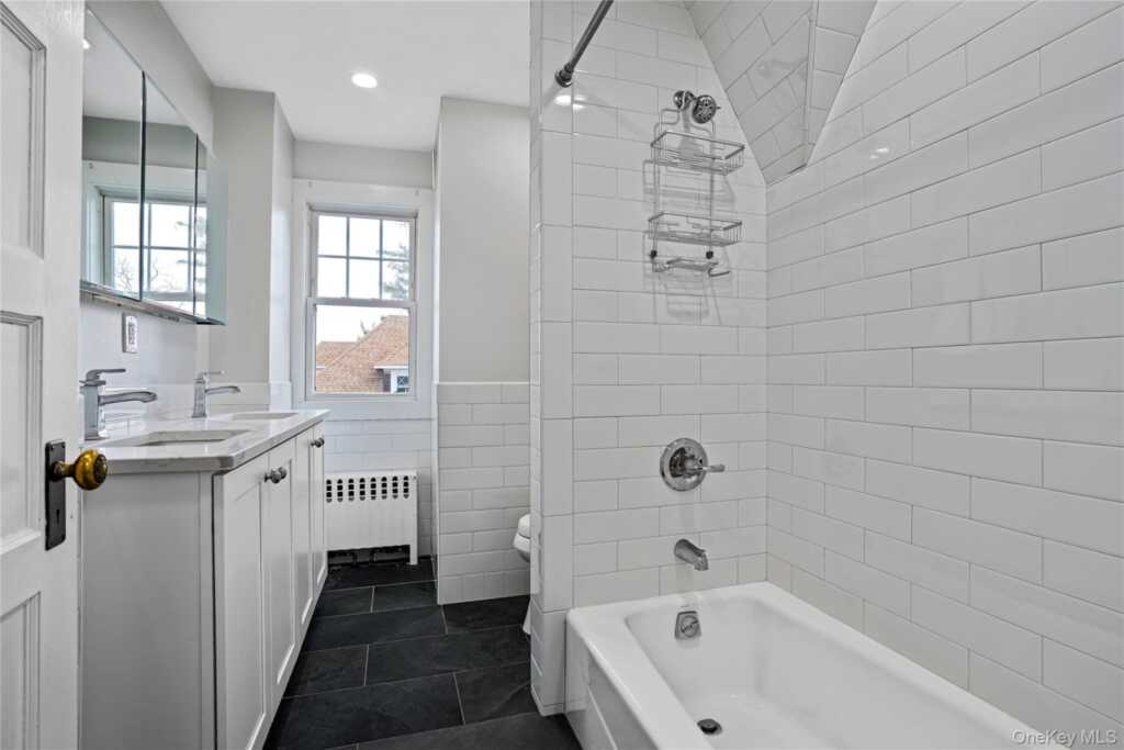 9 Ridgeview Avenue, White Plains, NY 10606 - Photo 10 of 20