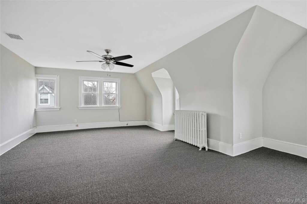 9 Ridgeview Avenue, White Plains, NY 10606 - Photo 12 of 20