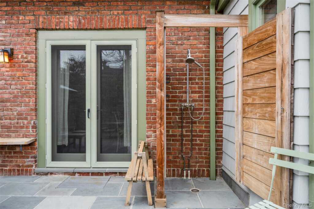 35 Wildwood Road, New Rochelle, NY 10804 - Photo 27 of 30