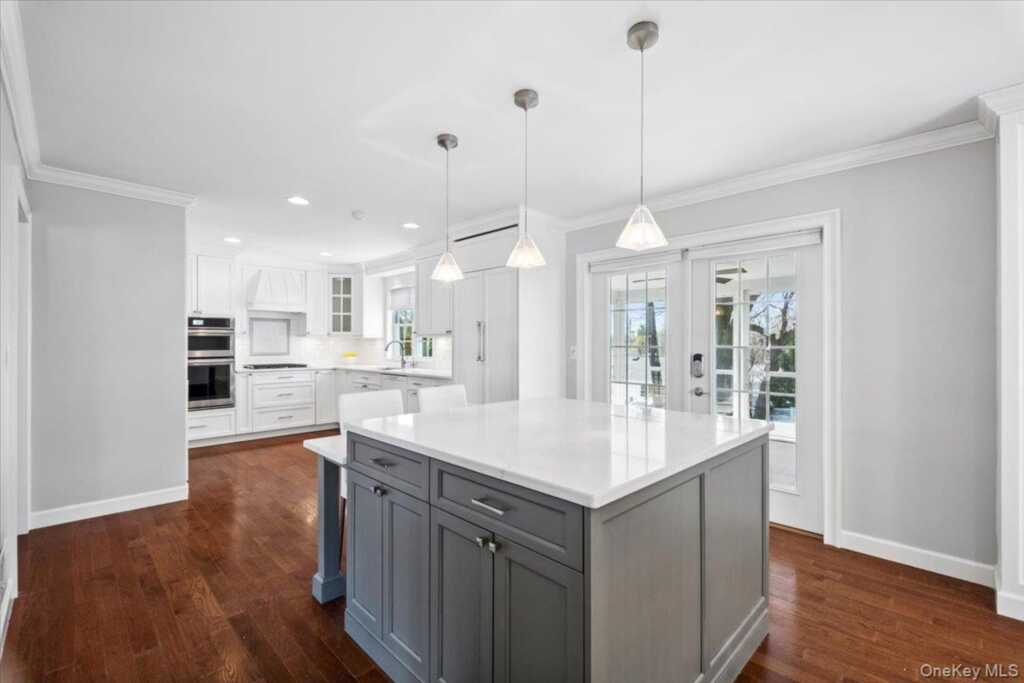 33 Wilmot Circle, New Rochelle, NY 10583 - Photo 16 of 41