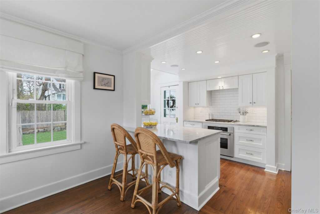 32 Kingsbury Road, New Rochelle, NY 10804 - Photo 9 of 31