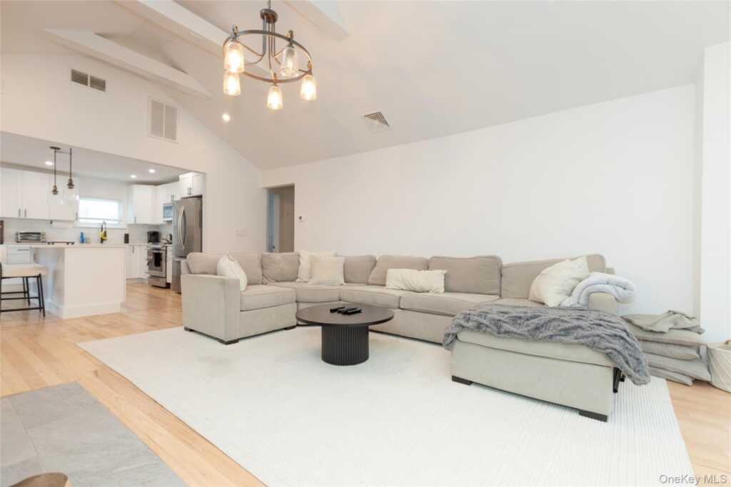 23 Madison Avenue, Rye, NY 10573 - Photo 4 of 11