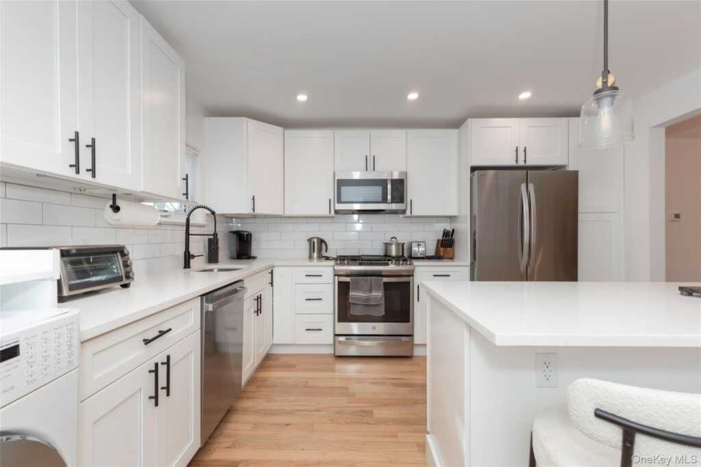 23 Madison Avenue, Rye, NY 10573 - Photo 6 of 11