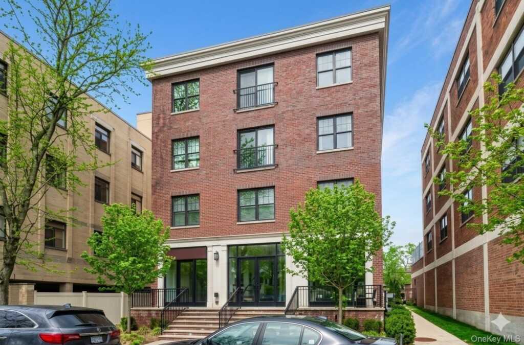 30 Elm Place, Unit #2A, Rye, NY 10580