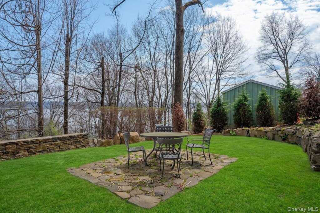 914 Route 9W, Nyack, NY 10960 - Photo 10 of 43