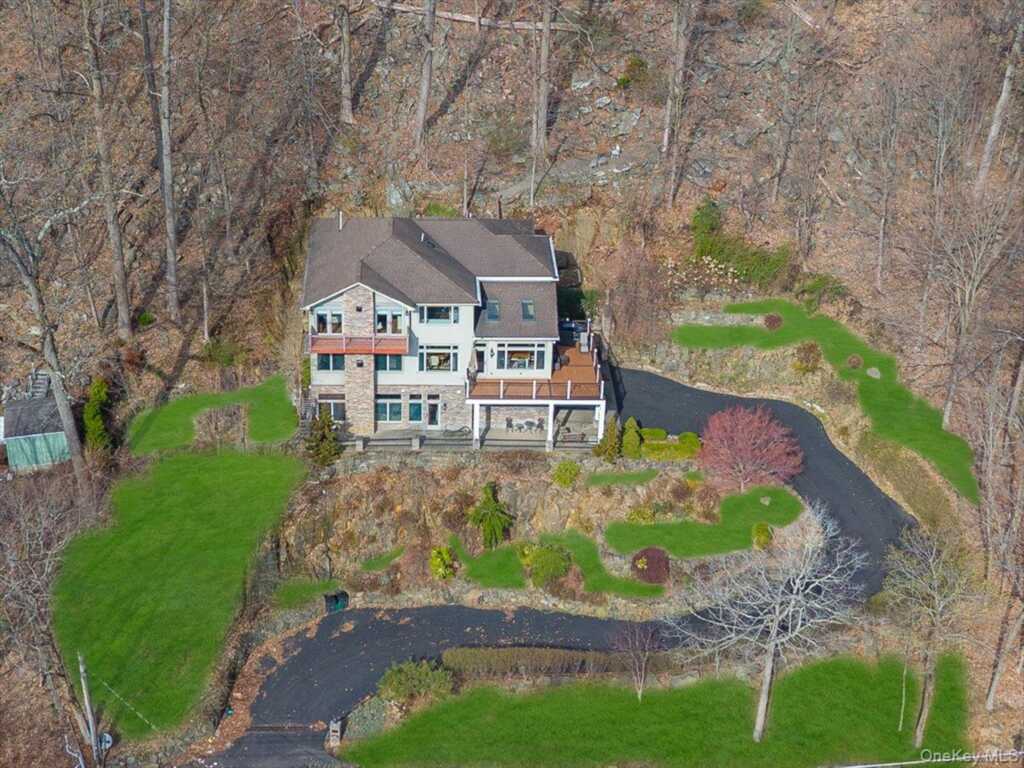 914 Route 9W, Nyack, NY 10960 - Photo 2 of 43