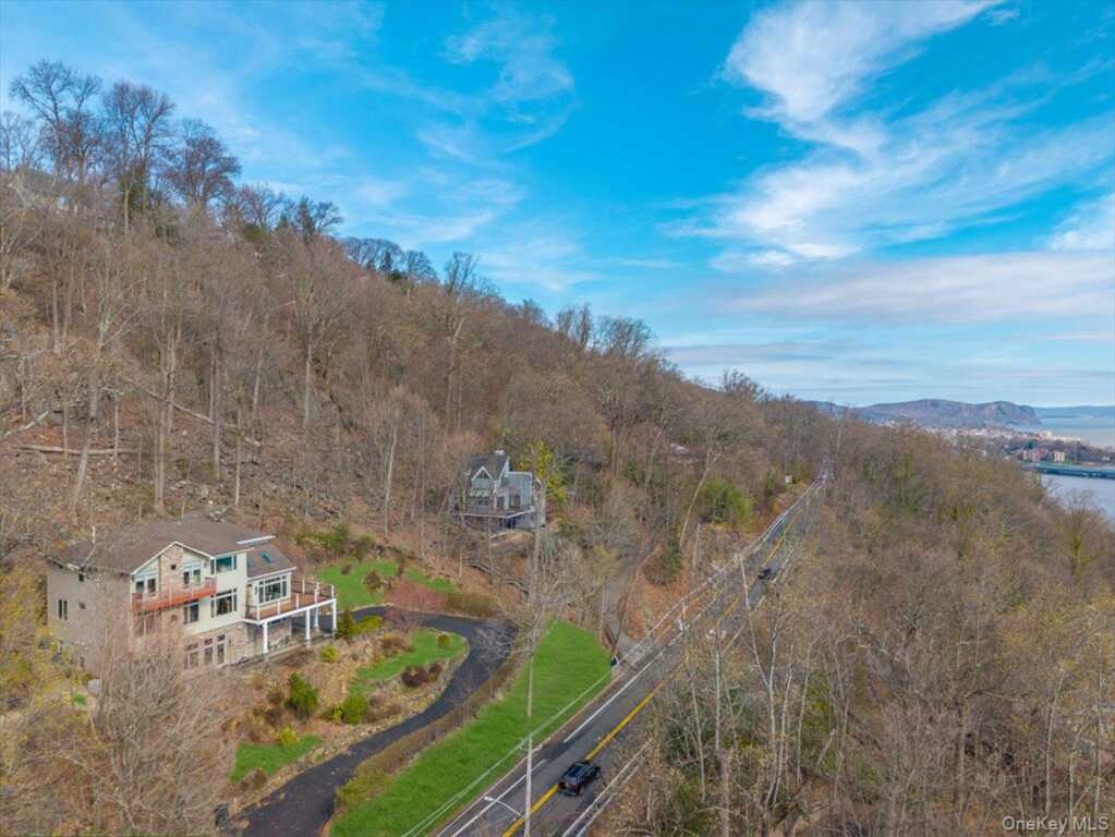 914 Route 9W, Nyack, NY 10960 - Photo 3 of 43