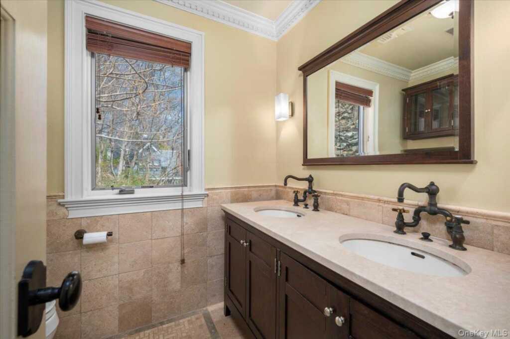 914 Route 9W, Nyack, NY 10960 - Photo 35 of 43