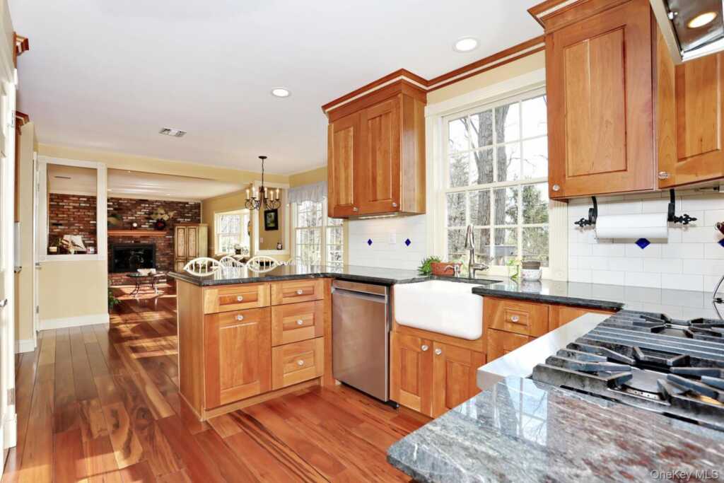 7 Capt Faldermeyer Drive, Stony Point, NY 10980 - Photo 10 of 45