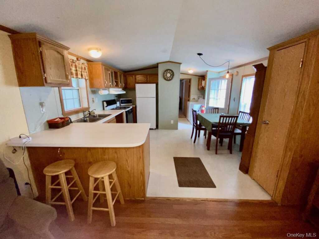 31 N Mountainview MHP, Stony Point, NY 10980 - Photo 10 of 22