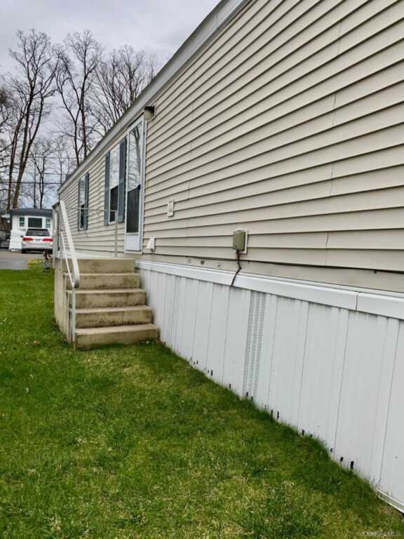 31 N Mountainview MHP, Stony Point, NY 10980 - Photo 22 of 22