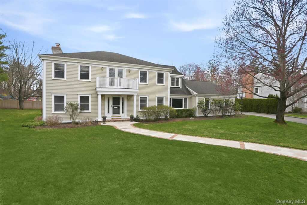 4 Ellis Court, Rye, NY 10580